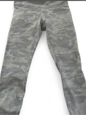 Lululemon Grey Camo Active Leggings